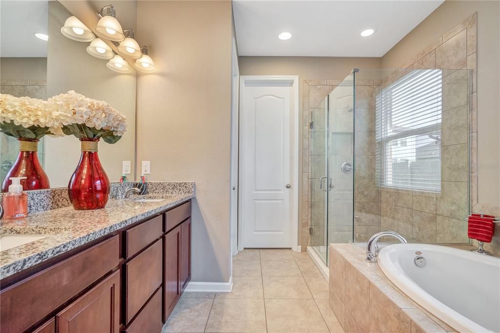 Active With Contract: $3,195 (4 beds, 3 baths, 2424 Square Feet)