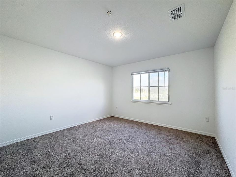 For Rent: $2,100 (3 beds, 2 baths, 1728 Square Feet)