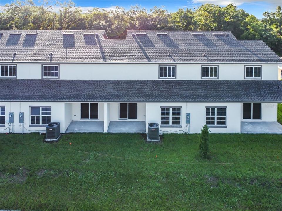 For Rent: $2,100 (3 beds, 2 baths, 1728 Square Feet)