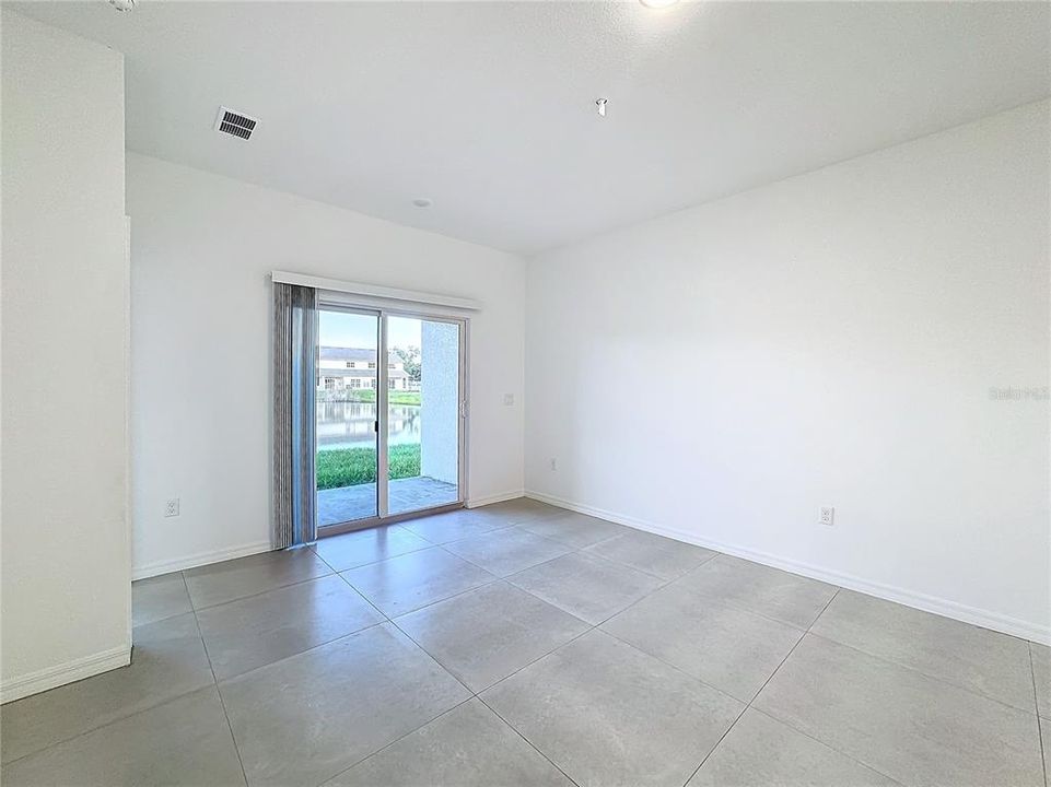 For Rent: $2,100 (3 beds, 2 baths, 1728 Square Feet)