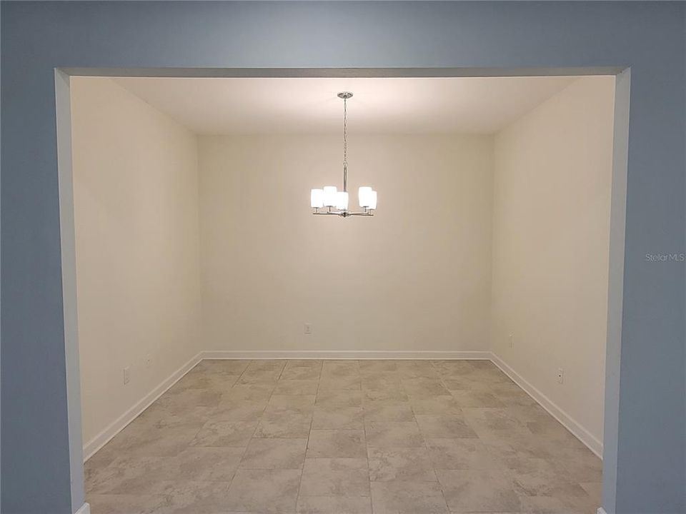 For Sale: $230,000 (2 beds, 2 baths, 1385 Square Feet)