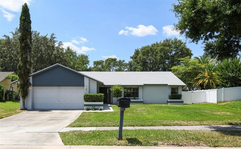 Active With Contract: $515,000 (3 beds, 2 baths, 1723 Square Feet)