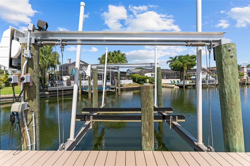 boat lift