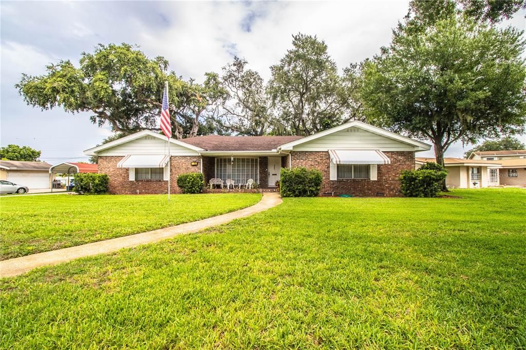 For Sale: $350,000 (3 beds, 2 baths, 1862 Square Feet)