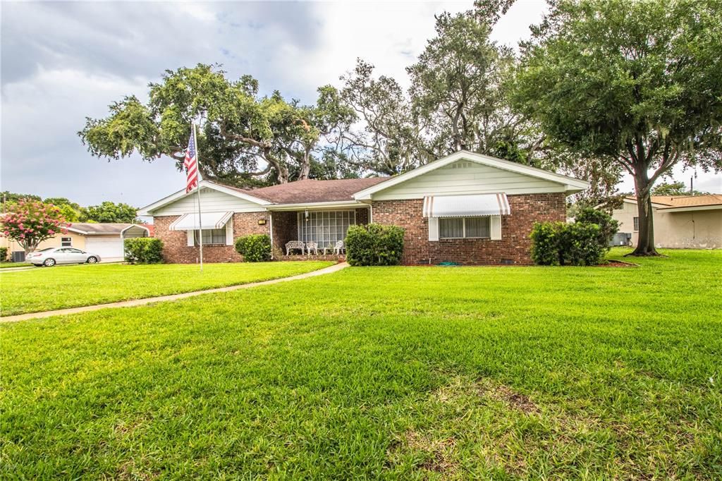 For Sale: $350,000 (3 beds, 2 baths, 1862 Square Feet)