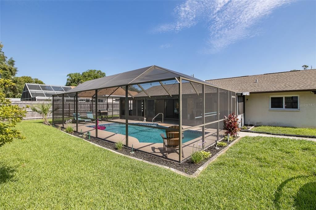 Active With Contract: $315,000 (3 beds, 2 baths, 1350 Square Feet)