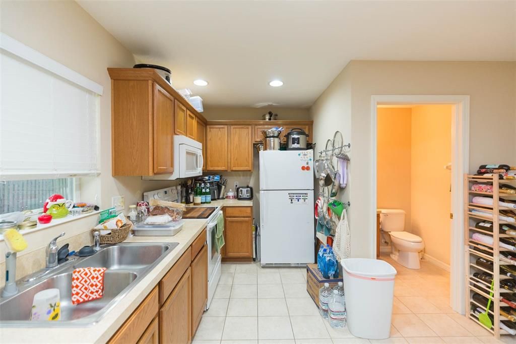 For Sale: $279,900 (3 beds, 2 baths, 1461 Square Feet)