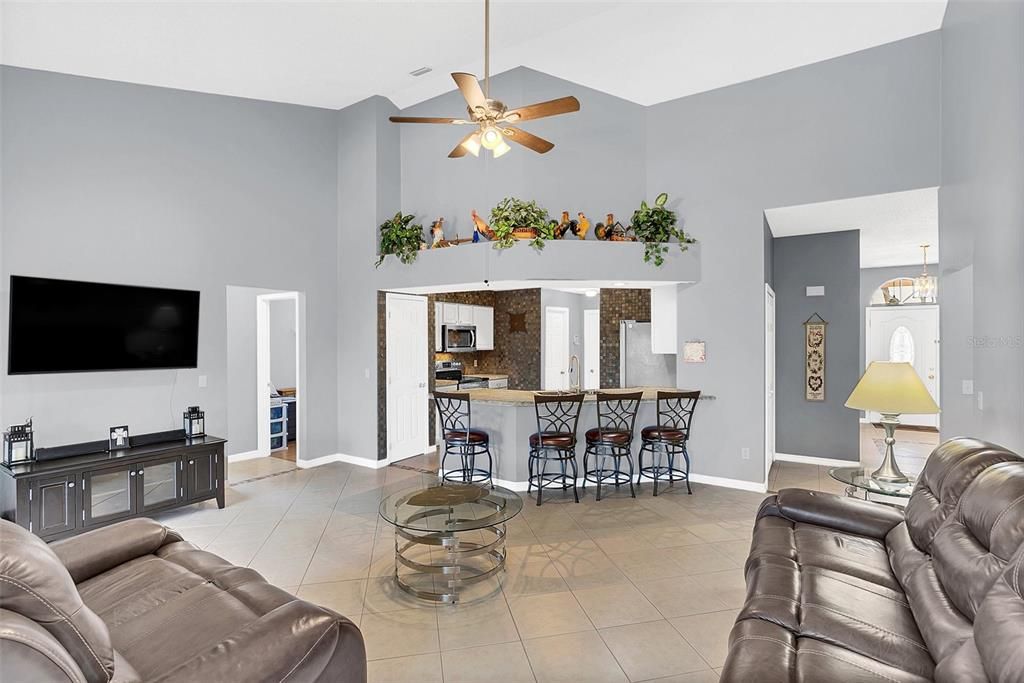 Active With Contract: $430,000 (4 beds, 2 baths, 1899 Square Feet)
