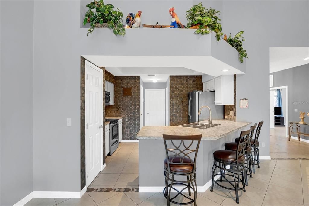 Active With Contract: $430,000 (4 beds, 2 baths, 1899 Square Feet)