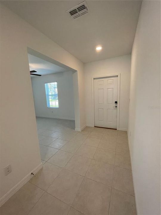 Active With Contract: $2,675 (5 beds, 2 baths, 2896 Square Feet)