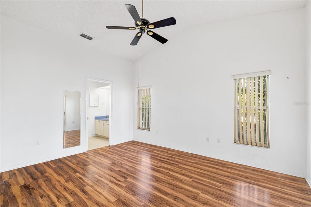 Active With Contract: $379,000 (3 beds, 2 baths, 1705 Square Feet)