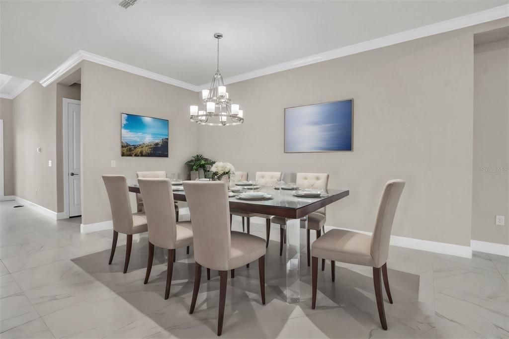 Virtural Staging Dining Room