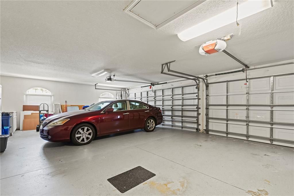3 Car Garage Interior