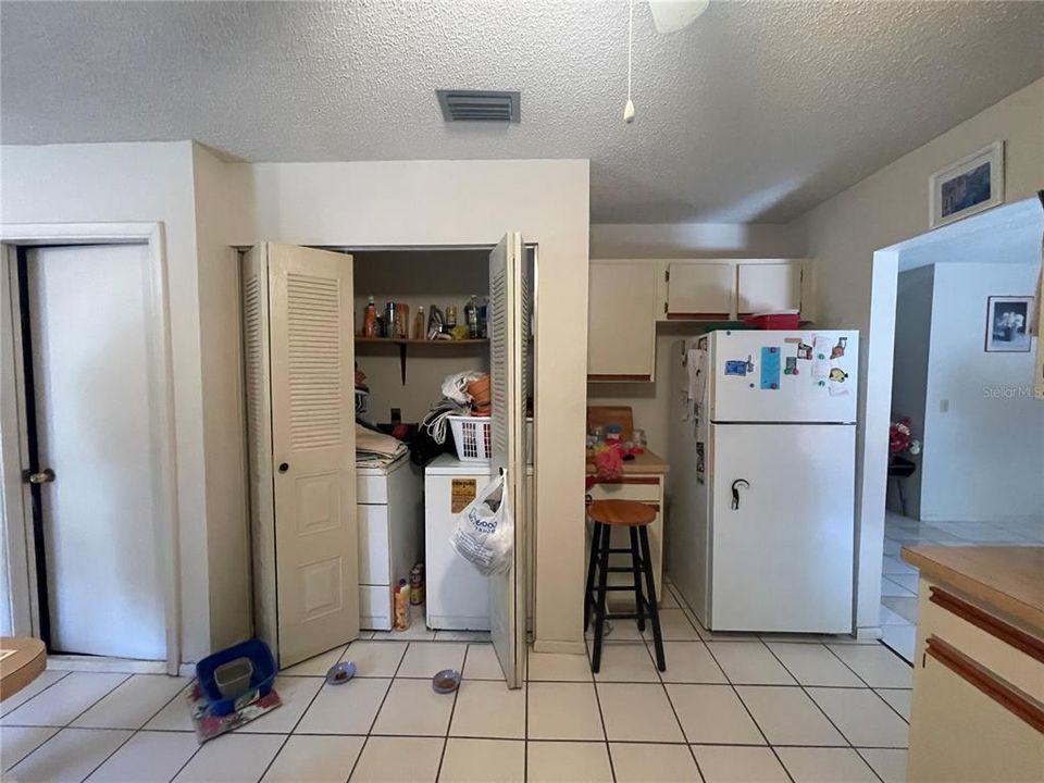 For Sale: $285,000 (3 beds, 2 baths, 1314 Square Feet)