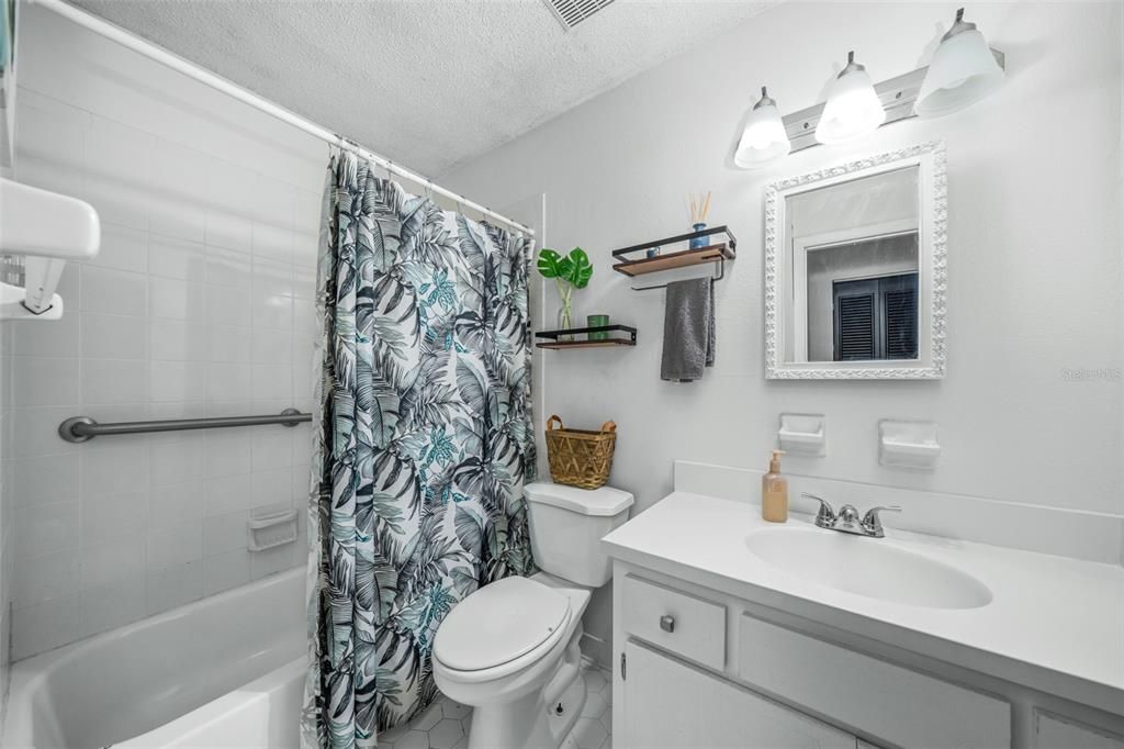 Bathroom #2- tile floors