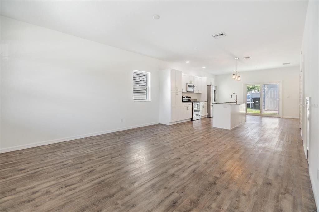 Active With Contract: $850,000 (0 beds, 0 baths, 3334 Square Feet)