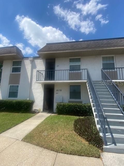 Recently Sold: $179,900 (2 beds, 1 baths, 1090 Square Feet)