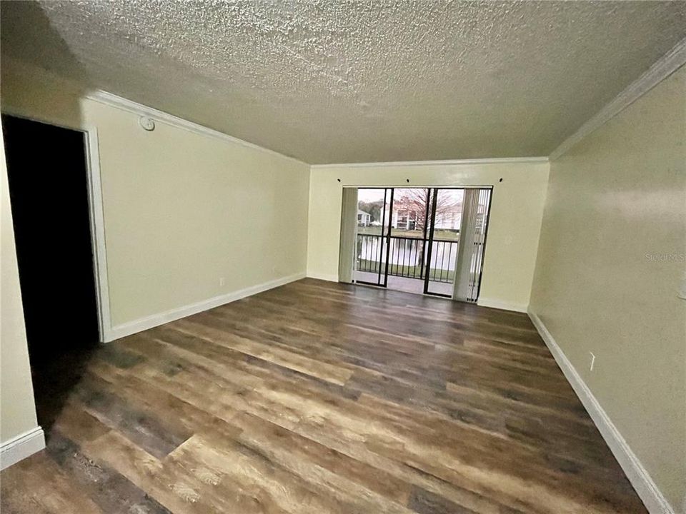 For Rent: $1,450 (1 beds, 1 baths, 764 Square Feet)