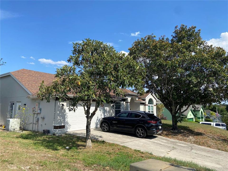 For Rent: $3,000 (3 beds, 2 baths, 2654 Square Feet)