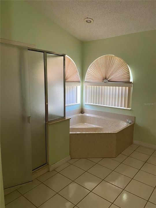 For Rent: $3,000 (3 beds, 2 baths, 2654 Square Feet)