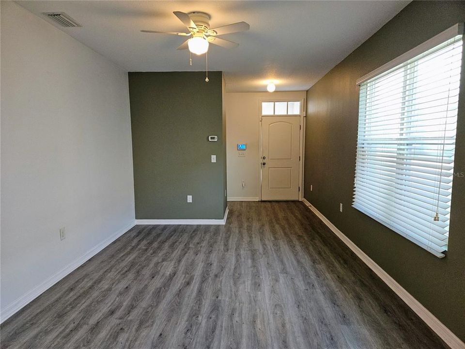 Recently Rented: $2,500 (3 beds, 2 baths, 1504 Square Feet)