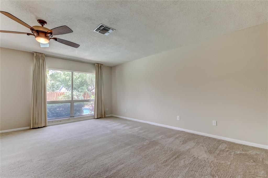 Active With Contract: $499,000 (4 beds, 2 baths, 2050 Square Feet)