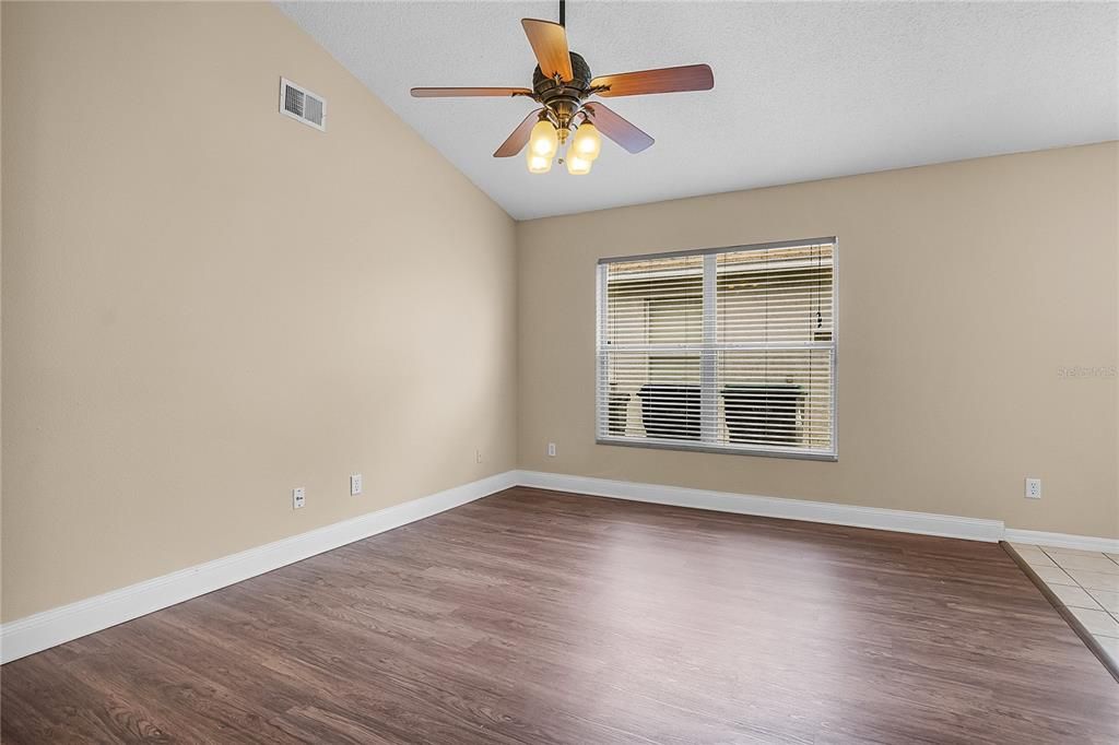 Active With Contract: $379,900 (3 beds, 2 baths, 1719 Square Feet)