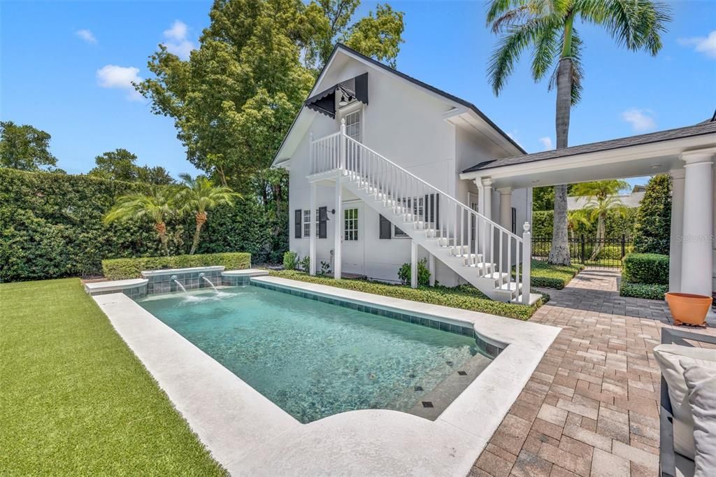 Recently Sold: $1,695,000 (6 beds, 5 baths, 3266 Square Feet)