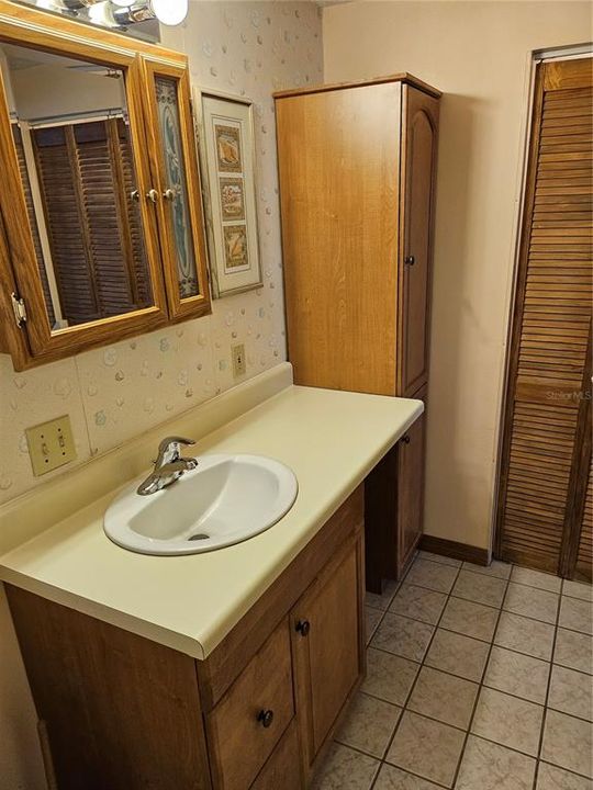 Под контрактом: $129,000 (2 спален, 2 ванн, 1152 Квадратных фут)