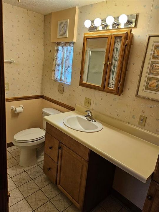 Под контрактом: $129,000 (2 спален, 2 ванн, 1152 Квадратных фут)