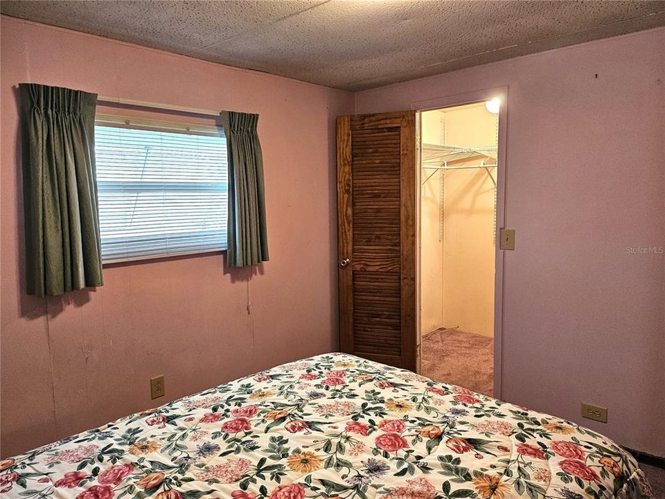 Под контрактом: $129,000 (2 спален, 2 ванн, 1152 Квадратных фут)