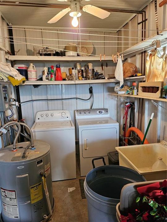 Под контрактом: $129,000 (2 спален, 2 ванн, 1152 Квадратных фут)