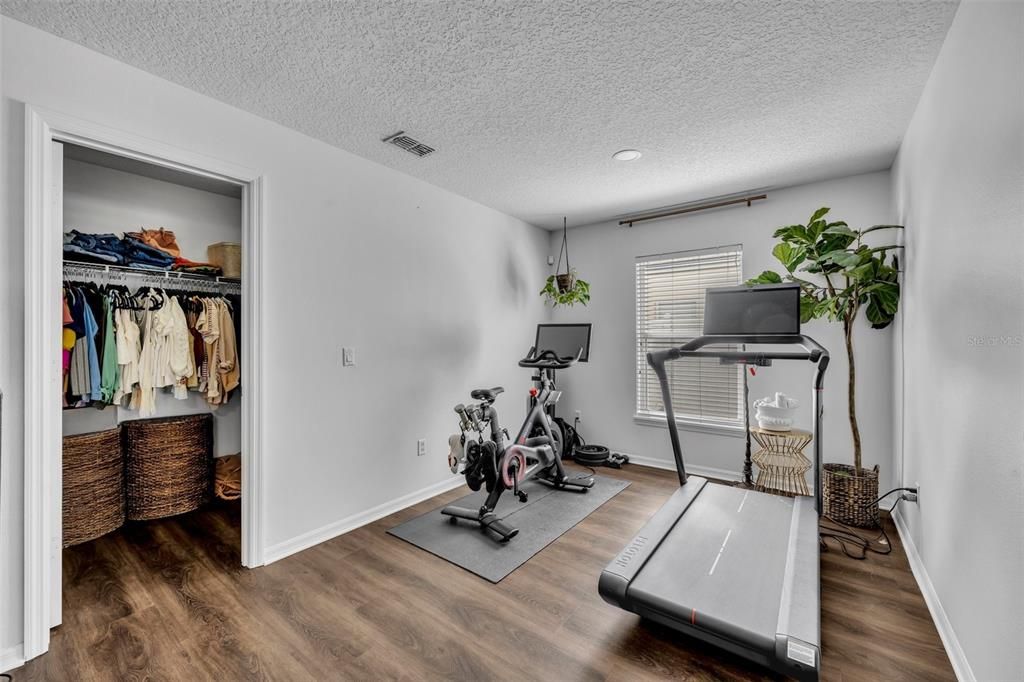 Active With Contract: $500,000 (4 beds, 2 baths, 2695 Square Feet)