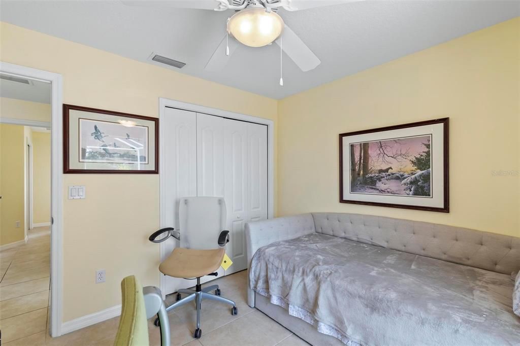 For Sale: $364,000 (3 beds, 2 baths, 1565 Square Feet)