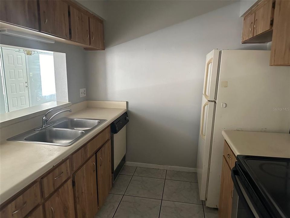 For Rent: $1,695 (2 beds, 2 baths, 851 Square Feet)