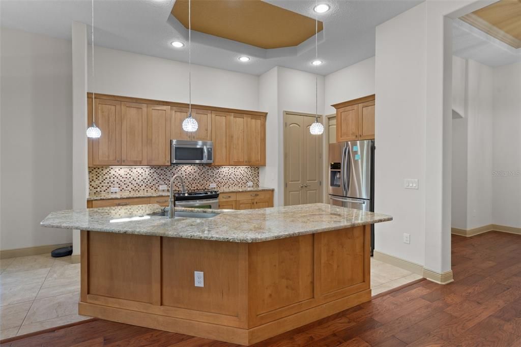 What a Stunning Kitchen