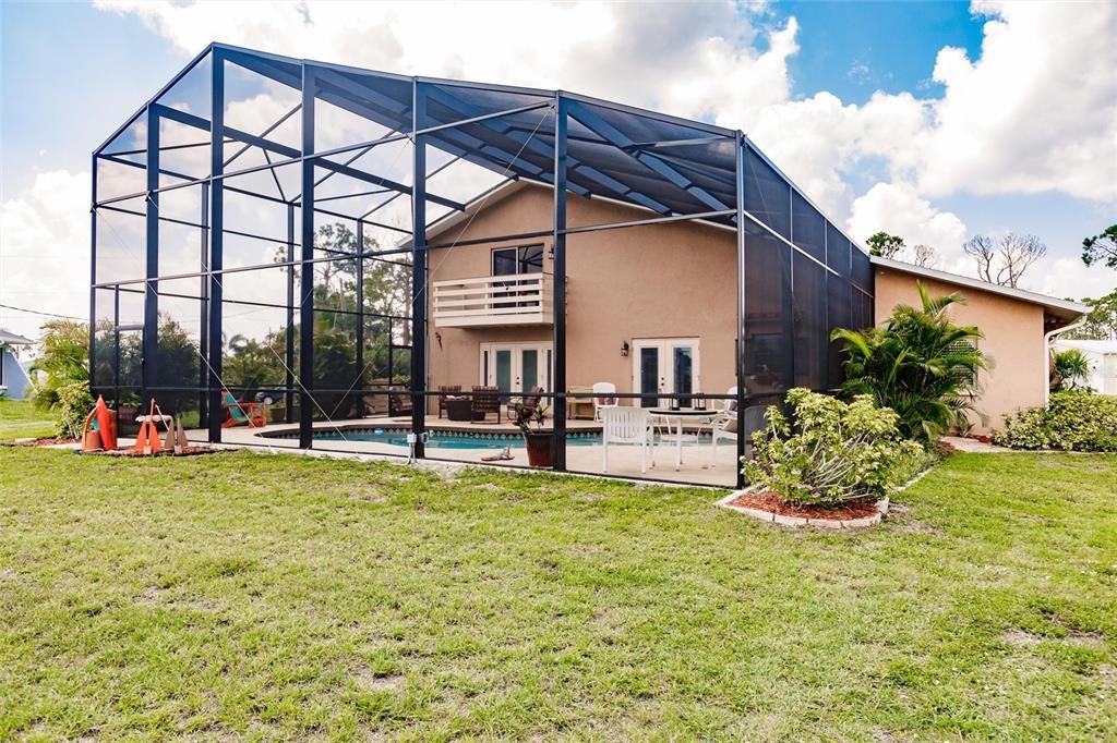 En Venta: $589,900 (3 camas, 3 baños, 2538 Pies cuadrados)