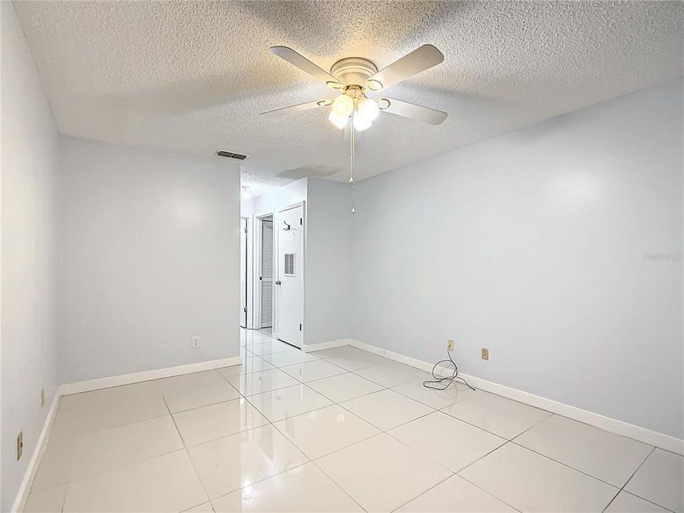 For Rent: $1,600 (2 beds, 2 baths, 1036 Square Feet)