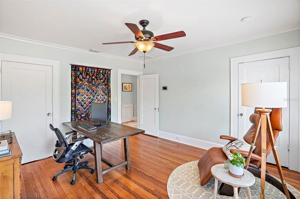 Guest bedroom with 2 large closets