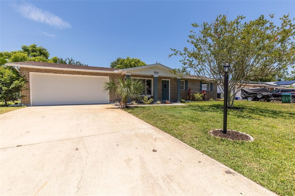 For Sale: $364,400 (3 beds, 2 baths, 1316 Square Feet)