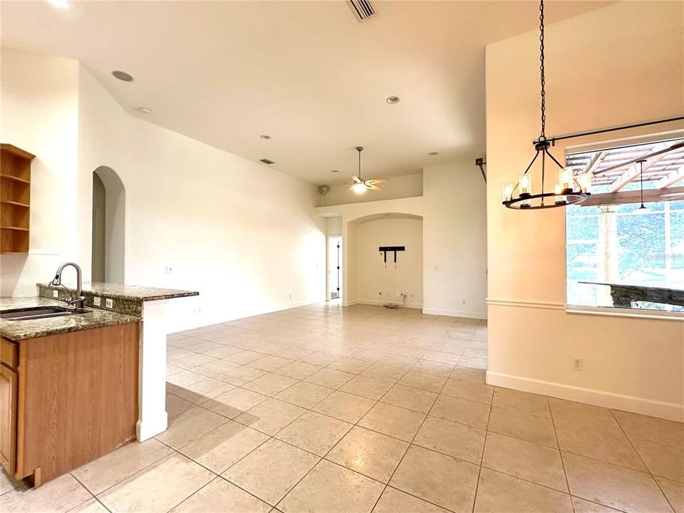 For Rent: $4,399 (4 beds, 3 baths, 3027 Square Feet)