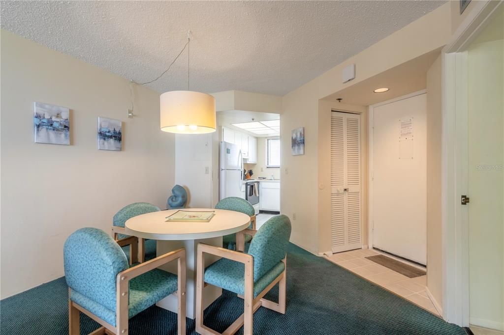 Recently Sold: $289,000 (1 beds, 1 baths, 768 Square Feet)