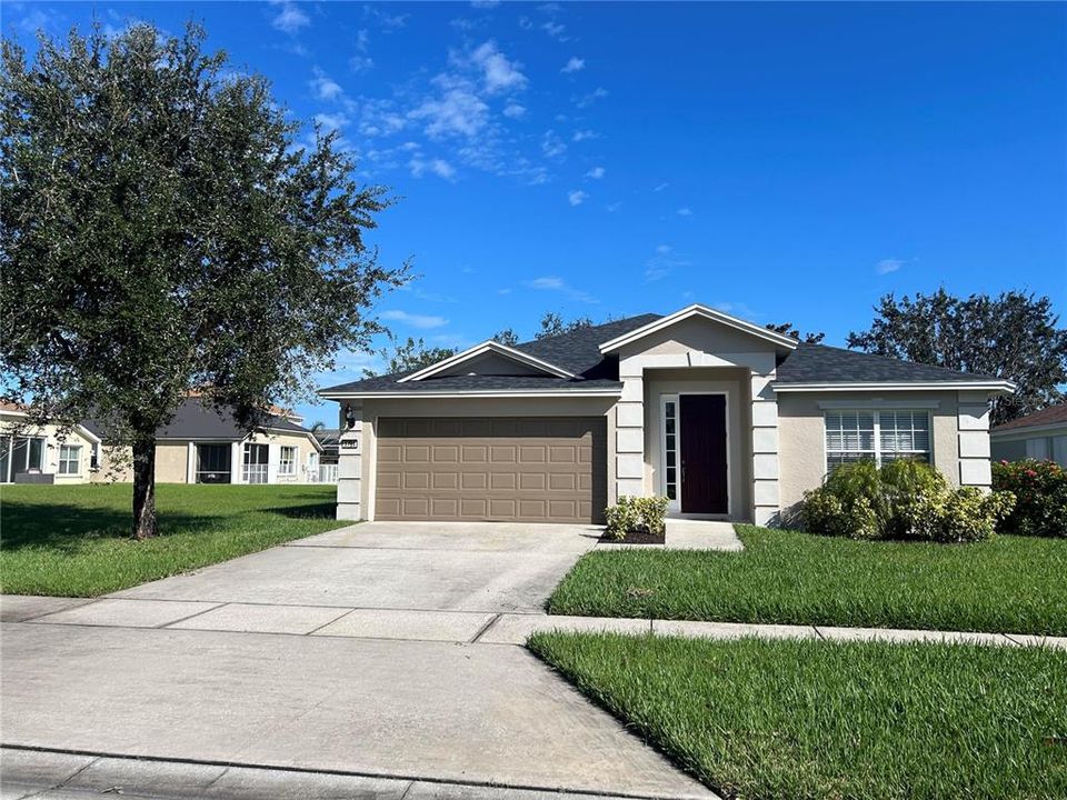 For Sale: $384,000 (3 beds, 2 baths, 1814 Square Feet)