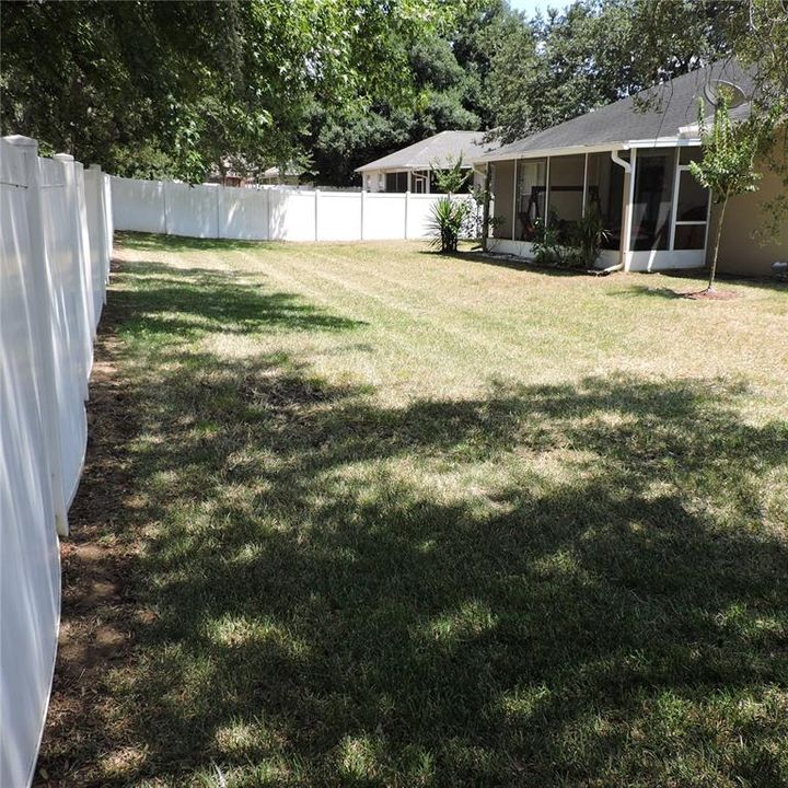 For Sale: $515,000 (4 beds, 2 baths, 2583 Square Feet)