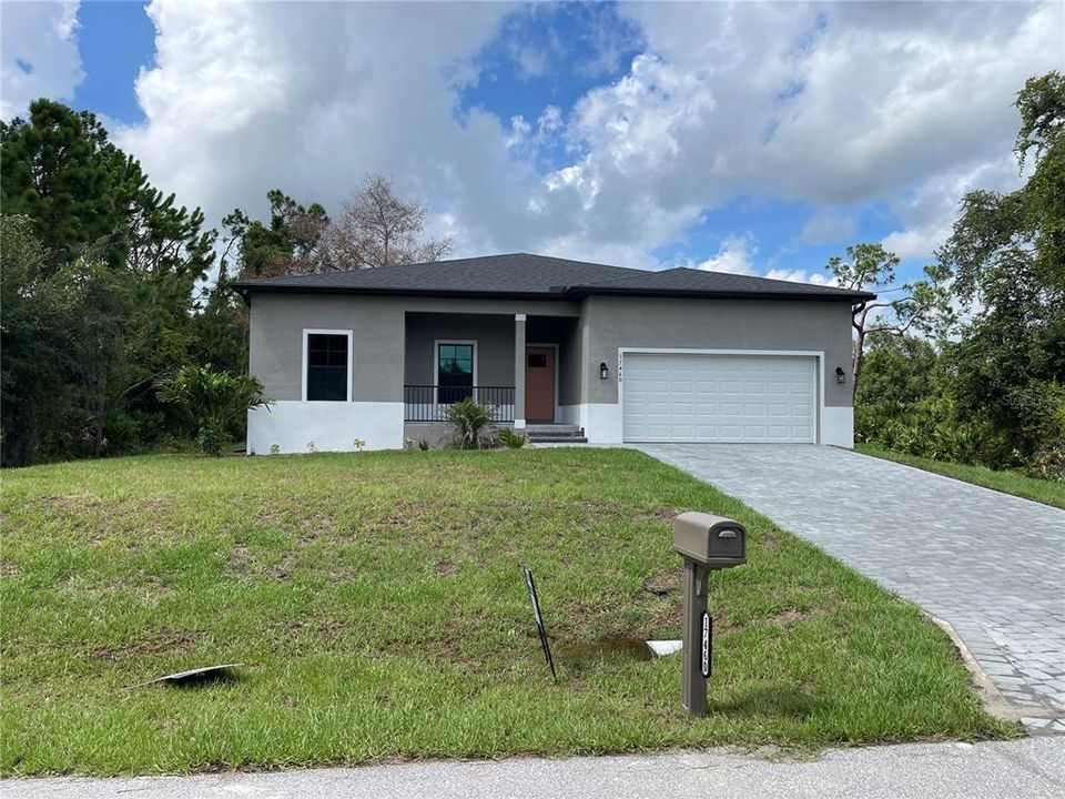 Recently Sold: $344,400 (4 beds, 2 baths, 1710 Square Feet)