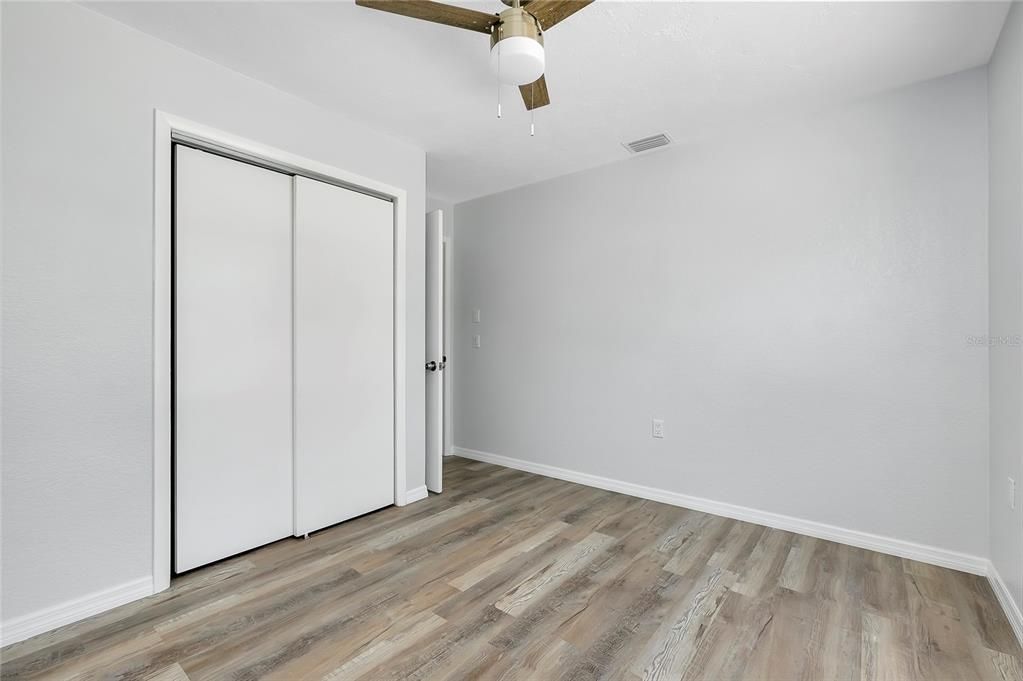 For Sale: $260,000 (2 beds, 1 baths, 1134 Square Feet)