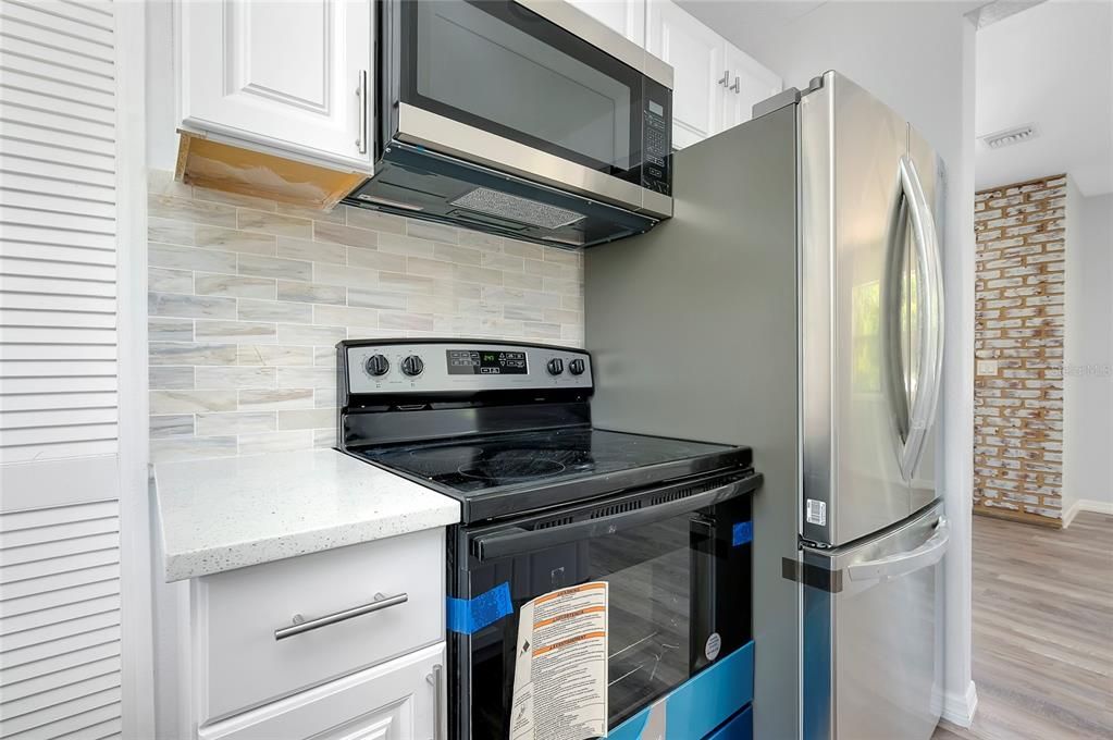 For Sale: $260,000 (2 beds, 1 baths, 1134 Square Feet)