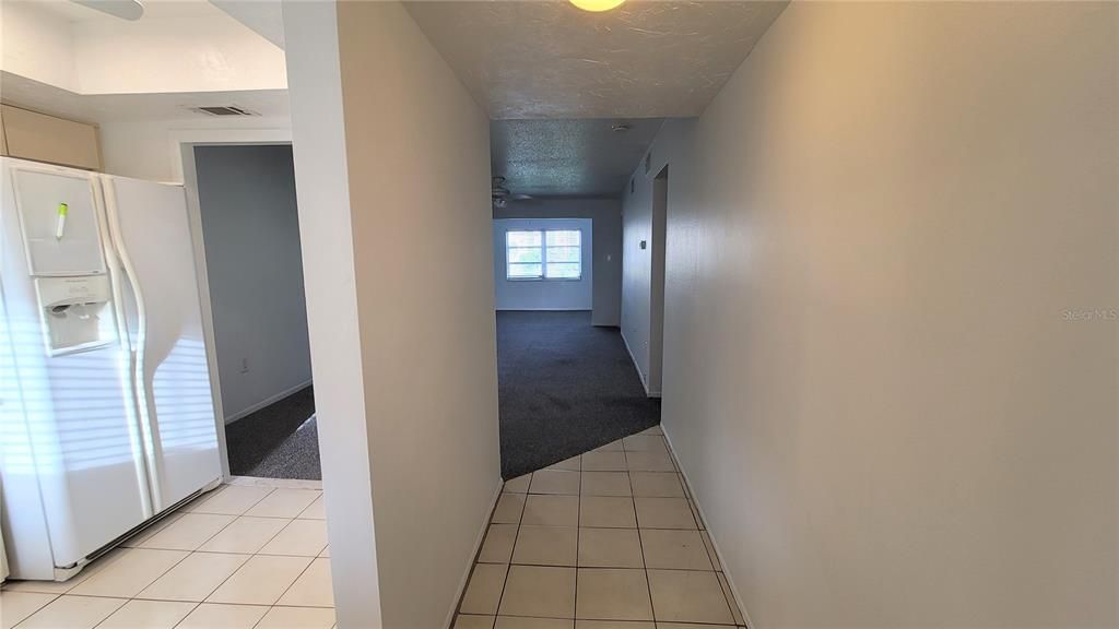 For Sale: $137,000 (2 beds, 1 baths, 960 Square Feet)