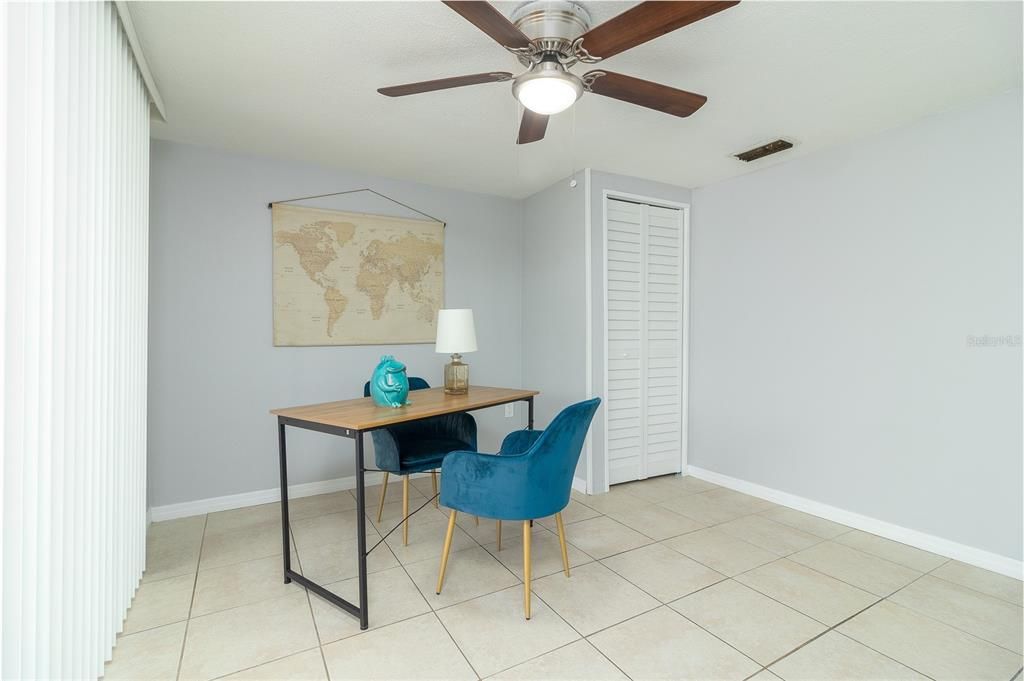 Active With Contract: $269,000 (3 beds, 2 baths, 1442 Square Feet)