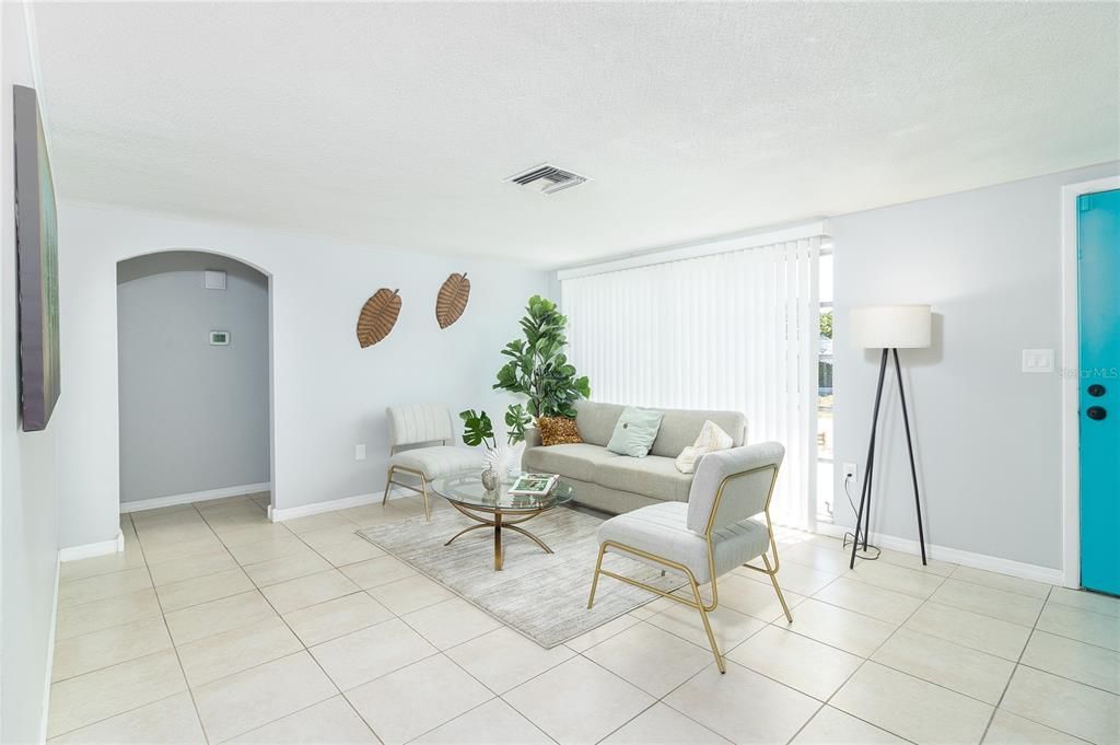 Active With Contract: $269,000 (3 beds, 2 baths, 1442 Square Feet)